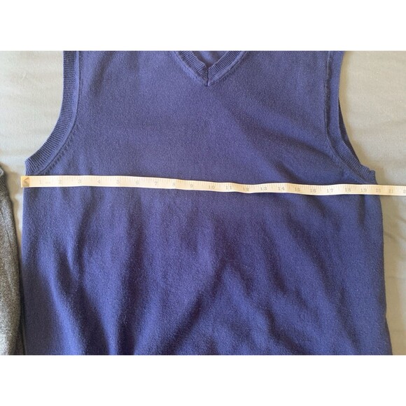 Club Room Mens Sweater Vests 1 Blue 1 Gray Size Medium V-Neck Pullover Lot of 2 - Picture 10 of 12